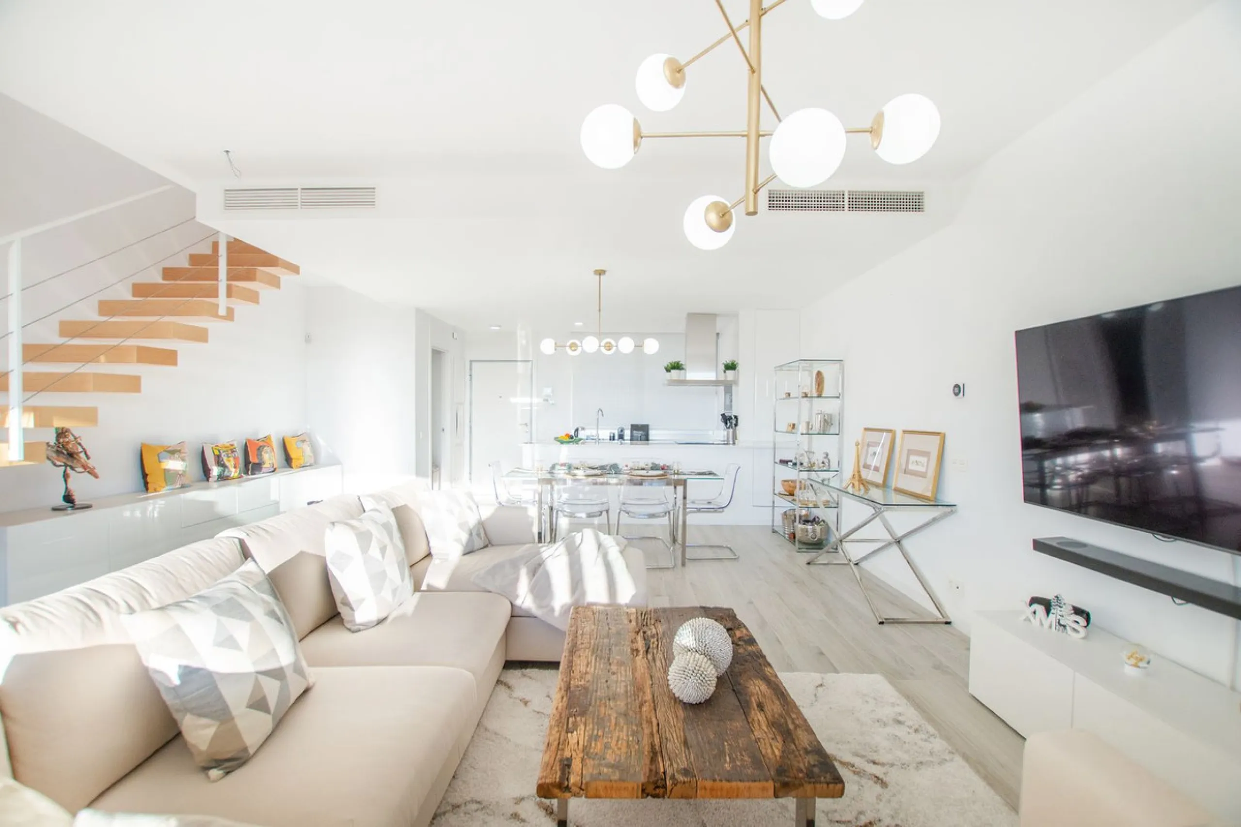 The fashionable townhouses of Oceana Collection are split over three levels and offer an open plan design full of natural light. The living area is spacious with a fully fitted kitchen and elegant lounge and dining area all benefiting from a bright sunlit