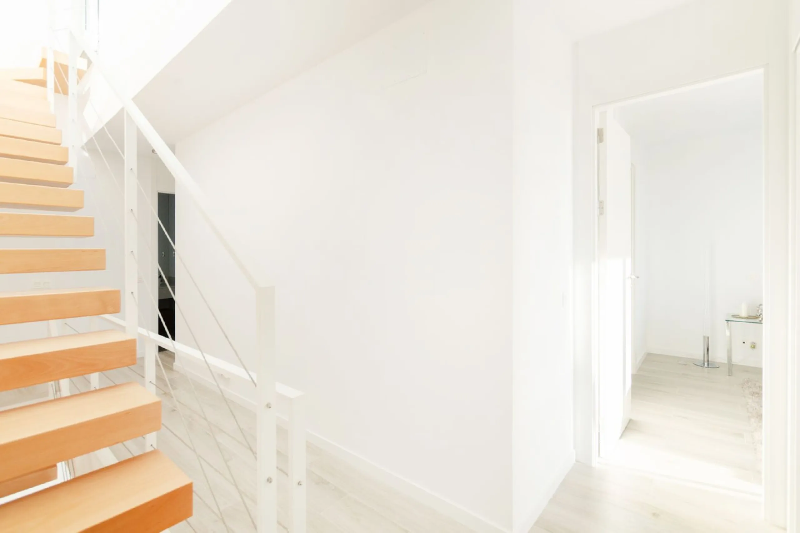 The fashionable townhouses of Oceana Collection are split over three levels and offer an open plan design full of natural light. The living area is spacious with a fully fitted kitchen and elegant lounge and dining area all benefiting from a bright sunlit