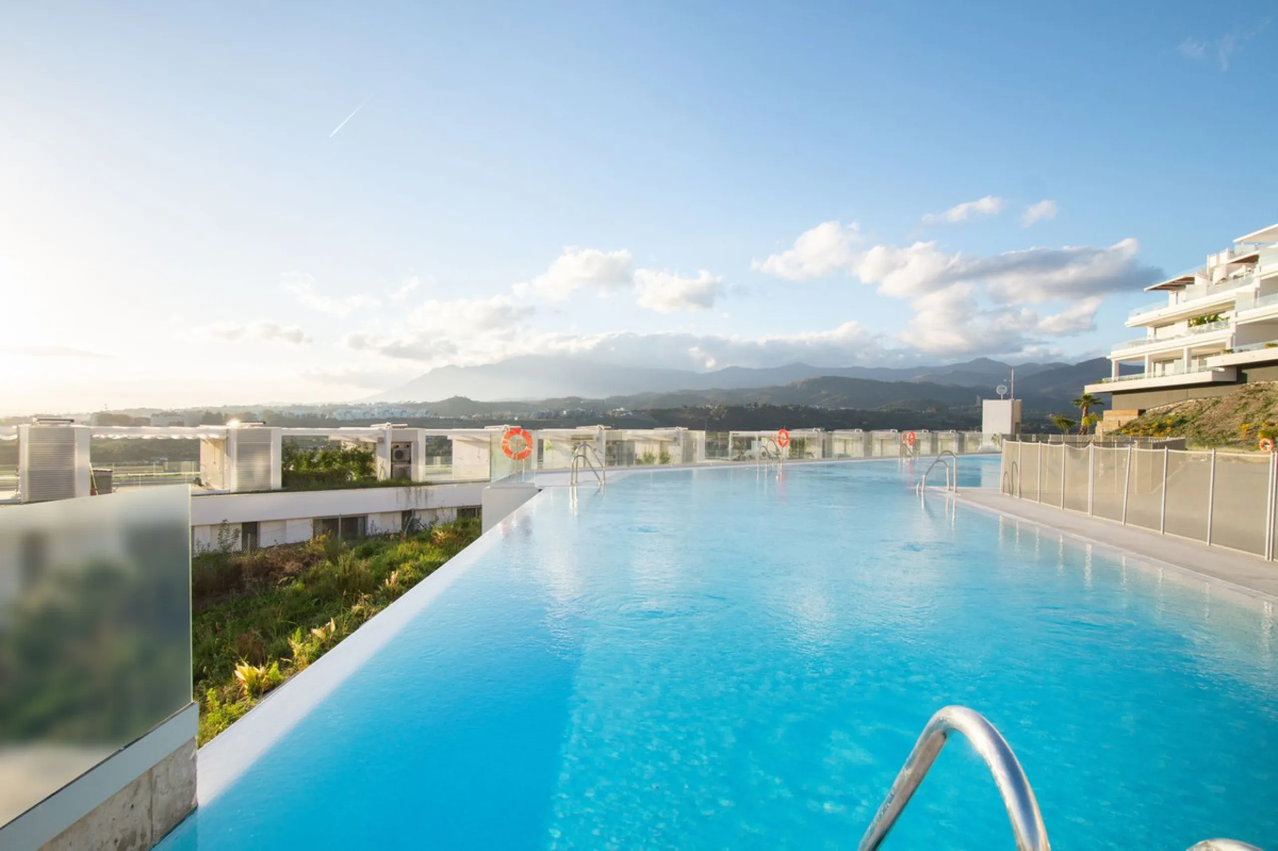 The fashionable townhouses of Oceana Collection are split over three levels and offer an open plan design full of natural light. The living area is spacious with a fully fitted kitchen and elegant lounge and dining area all benefiting from a bright sunlit