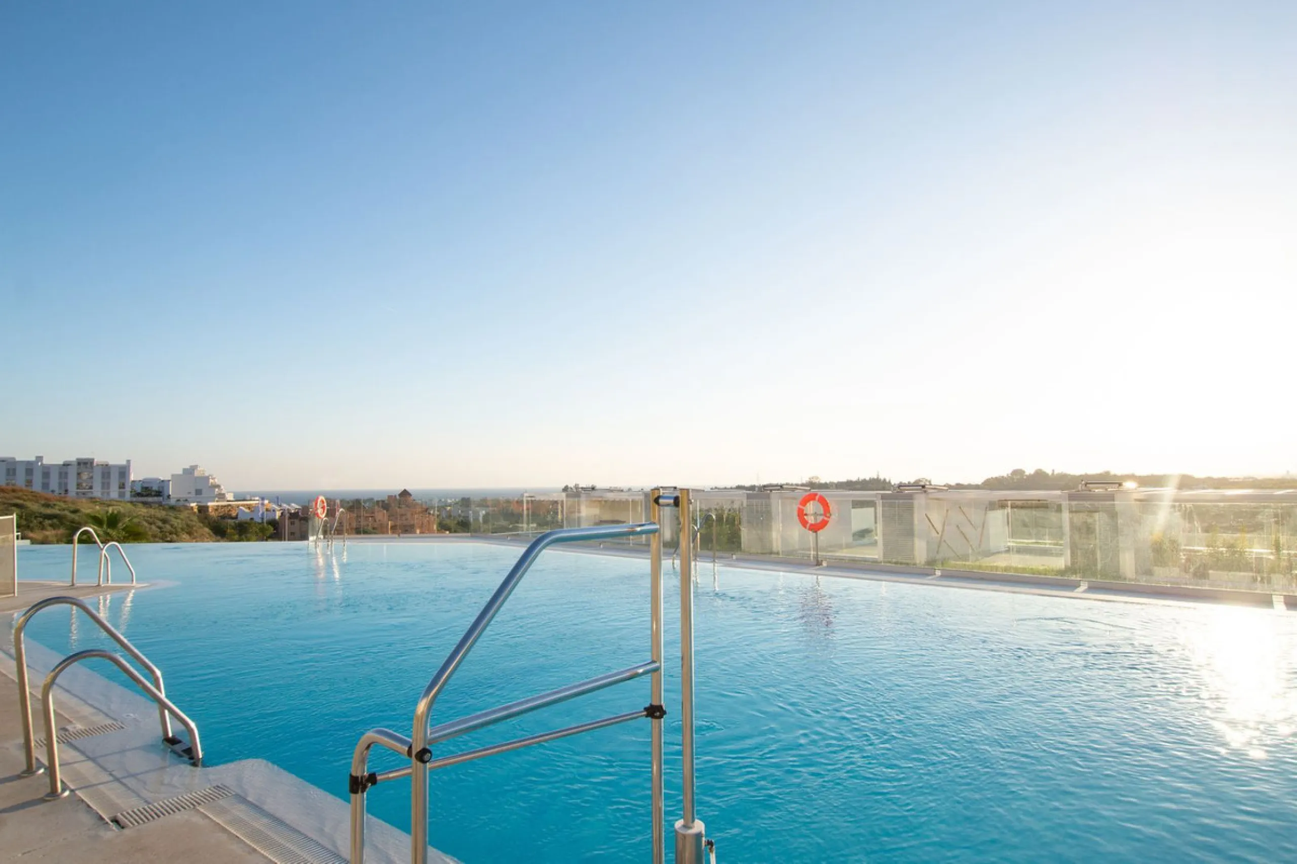 The fashionable townhouses of Oceana Collection are split over three levels and offer an open plan design full of natural light. The living area is spacious with a fully fitted kitchen and elegant lounge and dining area all benefiting from a bright sunlit