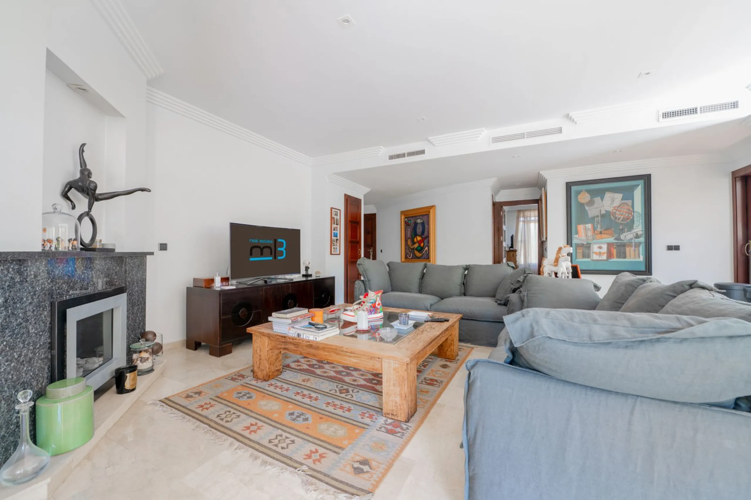 Apartment - Ground Floor Apartment в продаже в Marbella, Málaga. В доме 2 спален и 2 ванных комнат. Площадь дома 204 м²