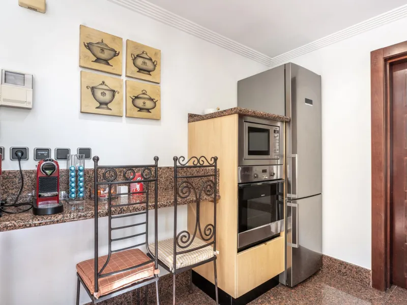 Apartment - Ground Floor Apartment в продаже в Marbella, Málaga. В доме 2 спален и 2 ванных комнат. Площадь дома 204 м²