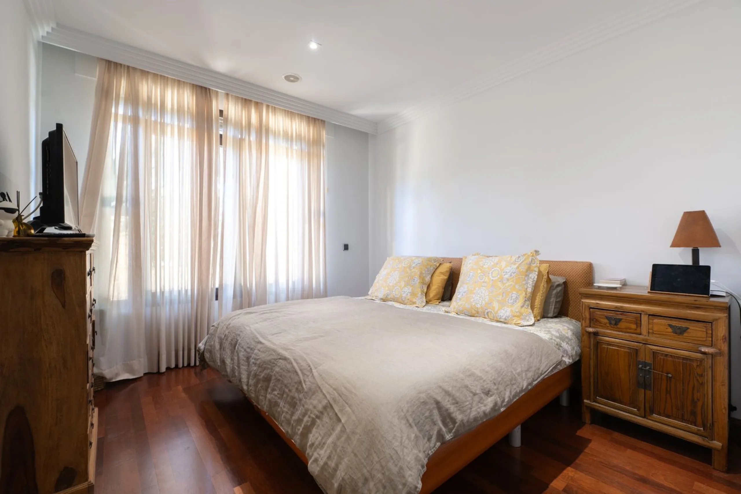 Apartment - Ground Floor Apartment в продаже в Marbella, Málaga. В доме 2 спален и 2 ванных комнат. Площадь дома 204 м²