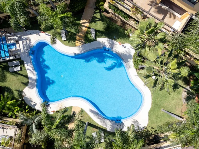 Apartment - Ground Floor Apartment в продаже в Marbella, Málaga. В доме 2 спален и 2 ванных комнат. Площадь дома 204 м²