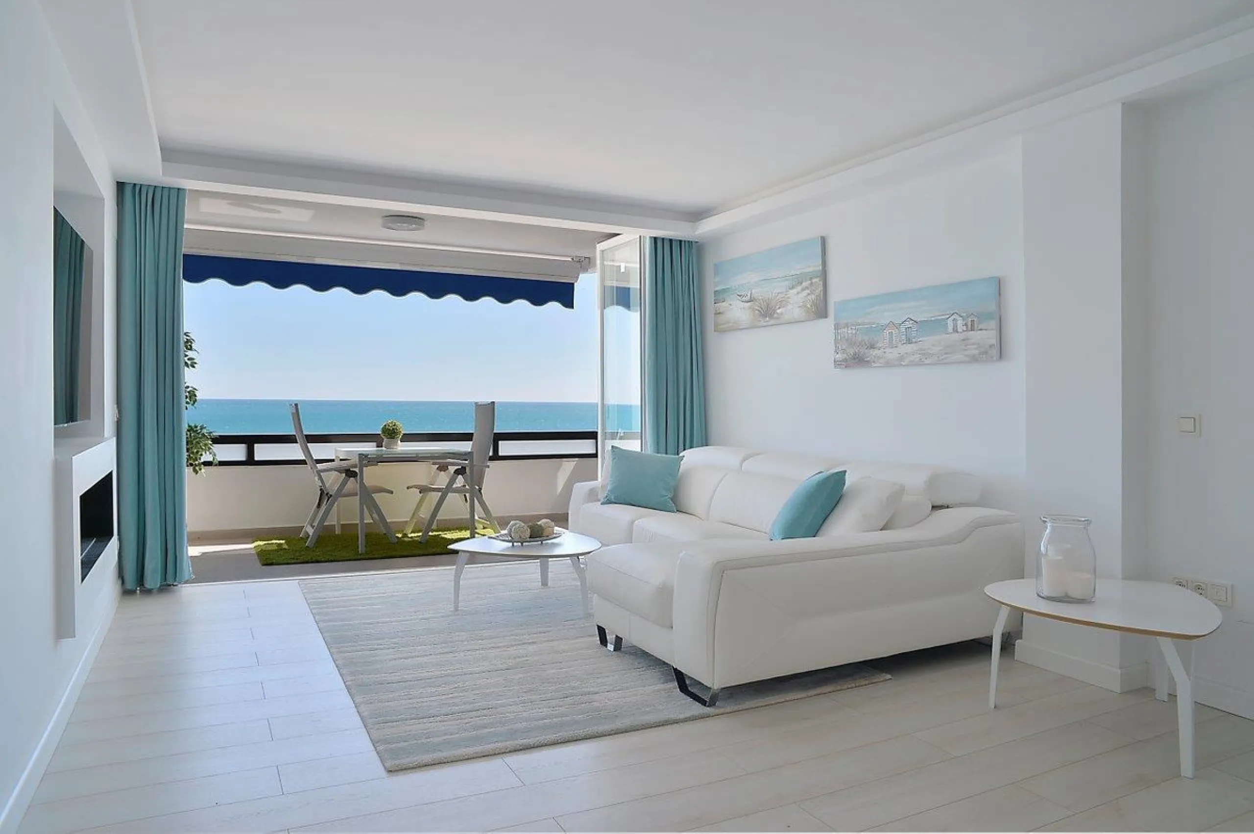 Apartment - Middle Floor Apartment в продаже в Fuengirola, Málaga. В доме 4 спален и 3 ванных комнат. Площадь дома 181 м²