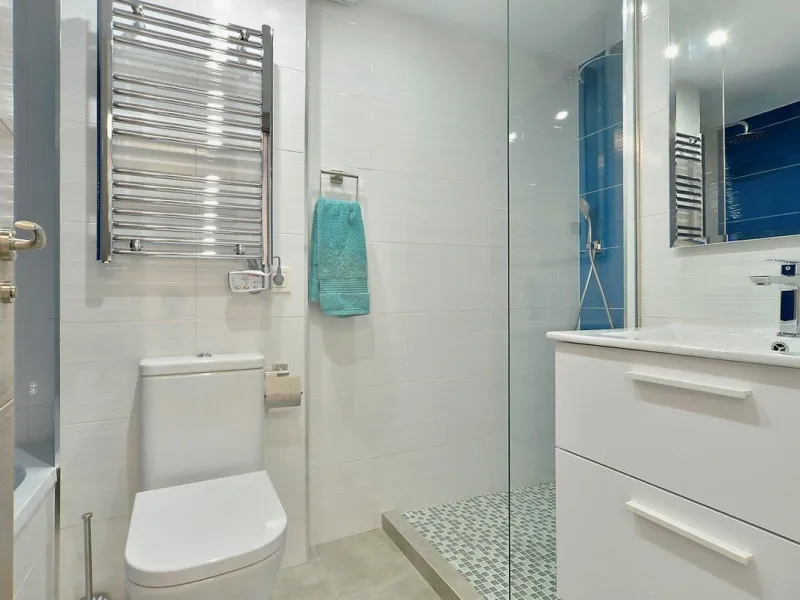 Apartment - Middle Floor Apartment в продаже в Fuengirola, Málaga. В доме 4 спален и 3 ванных комнат. Площадь дома 181 м²