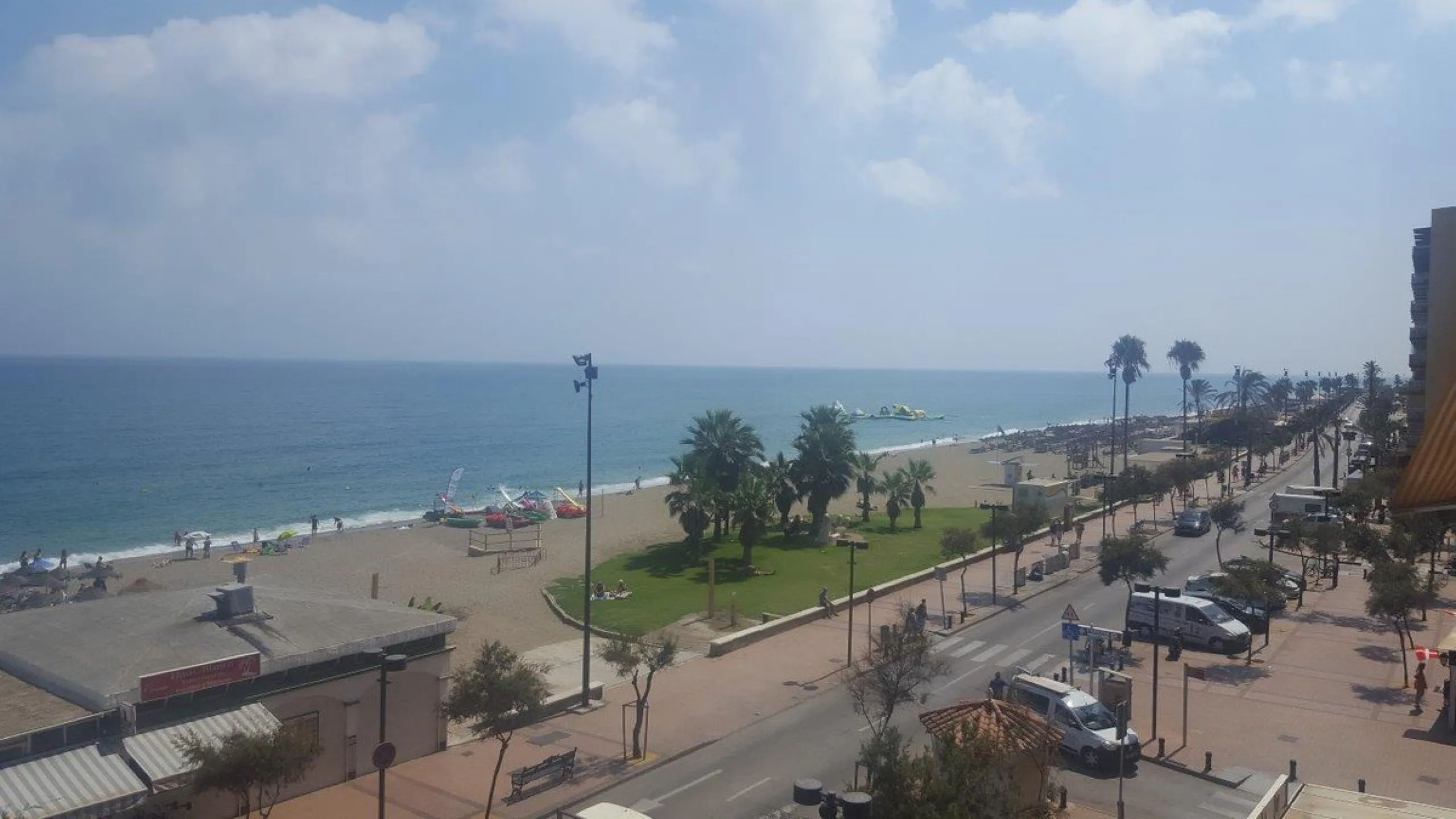 Apartment - Middle Floor Apartment в продаже в Fuengirola, Málaga. В доме 4 спален и 3 ванных комнат. Площадь дома 181 м²