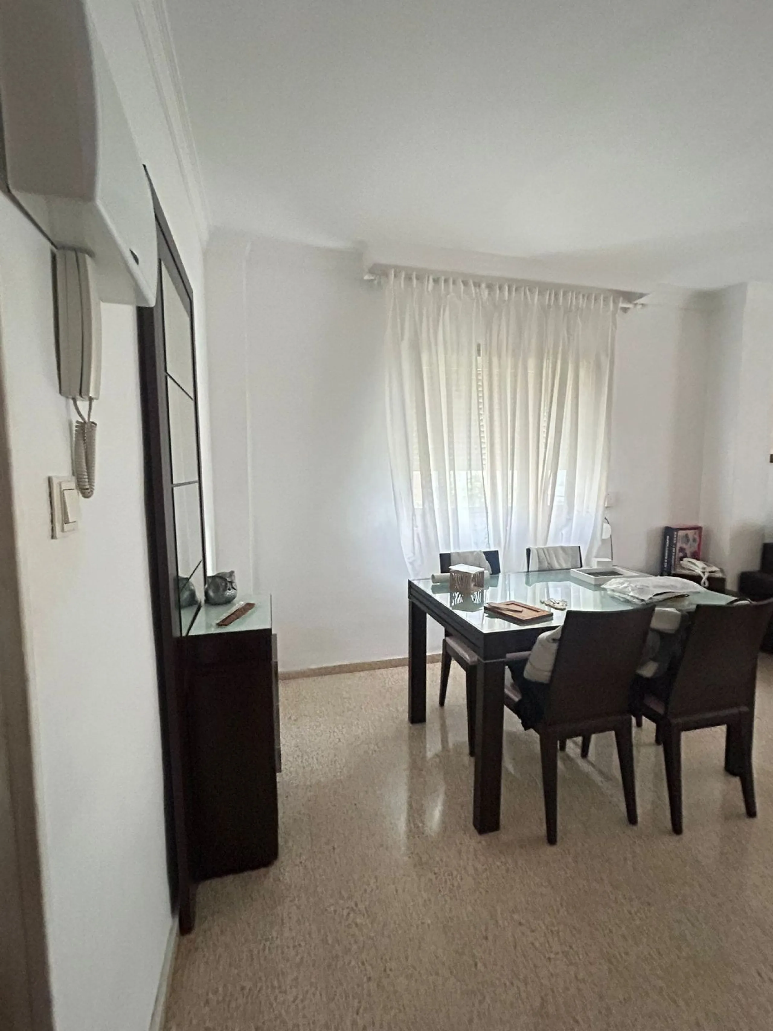 Apartment - Middle Floor Apartment в продаже в Estepona, Málaga. В доме 3 спален и 1 ванных комнат. Площадь дома 110 м²