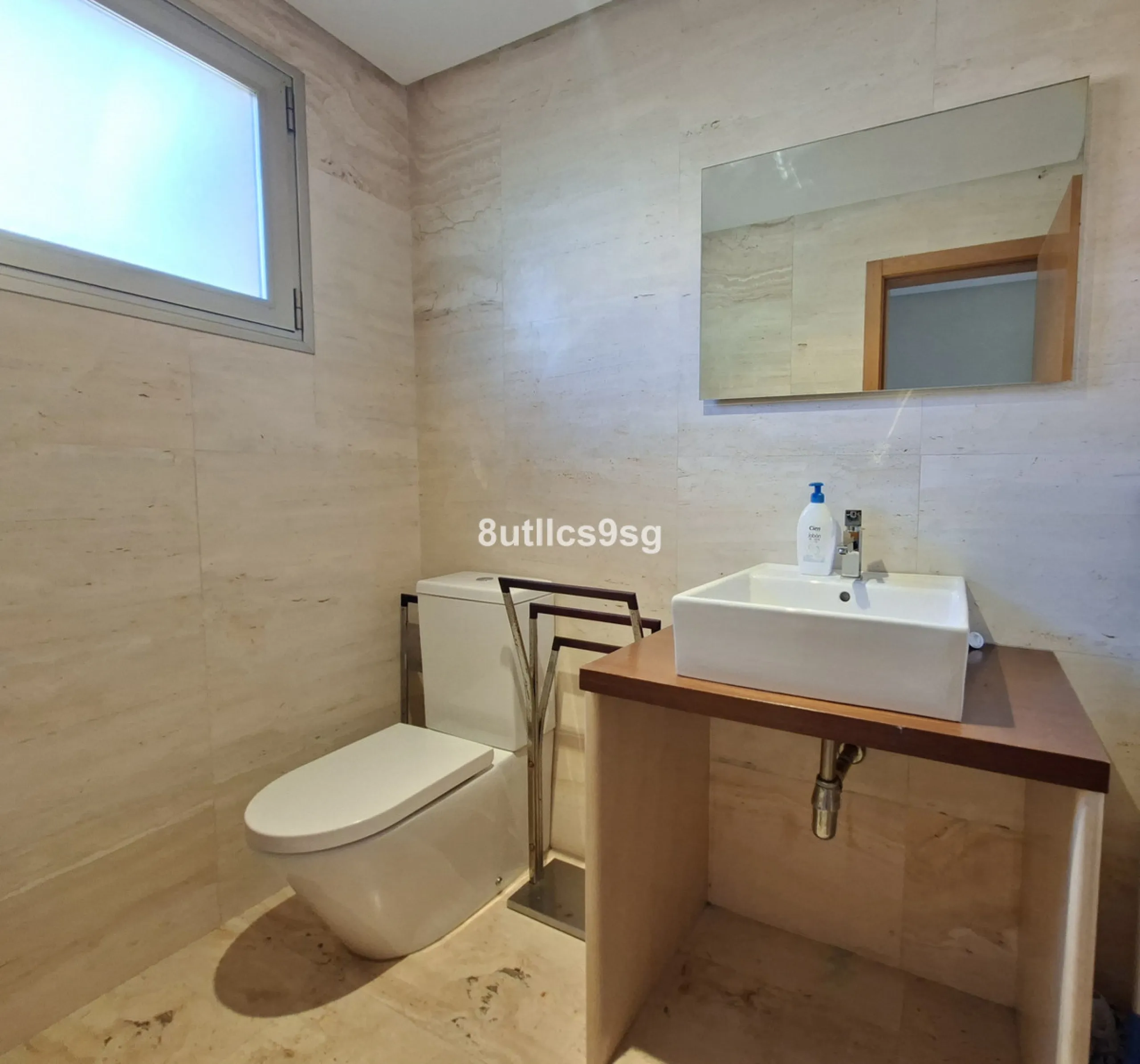 House - Townhouse в продаже в Manilva, Málaga. В доме 2 спален и 3 ванных комнат. Площадь дома 210 м²