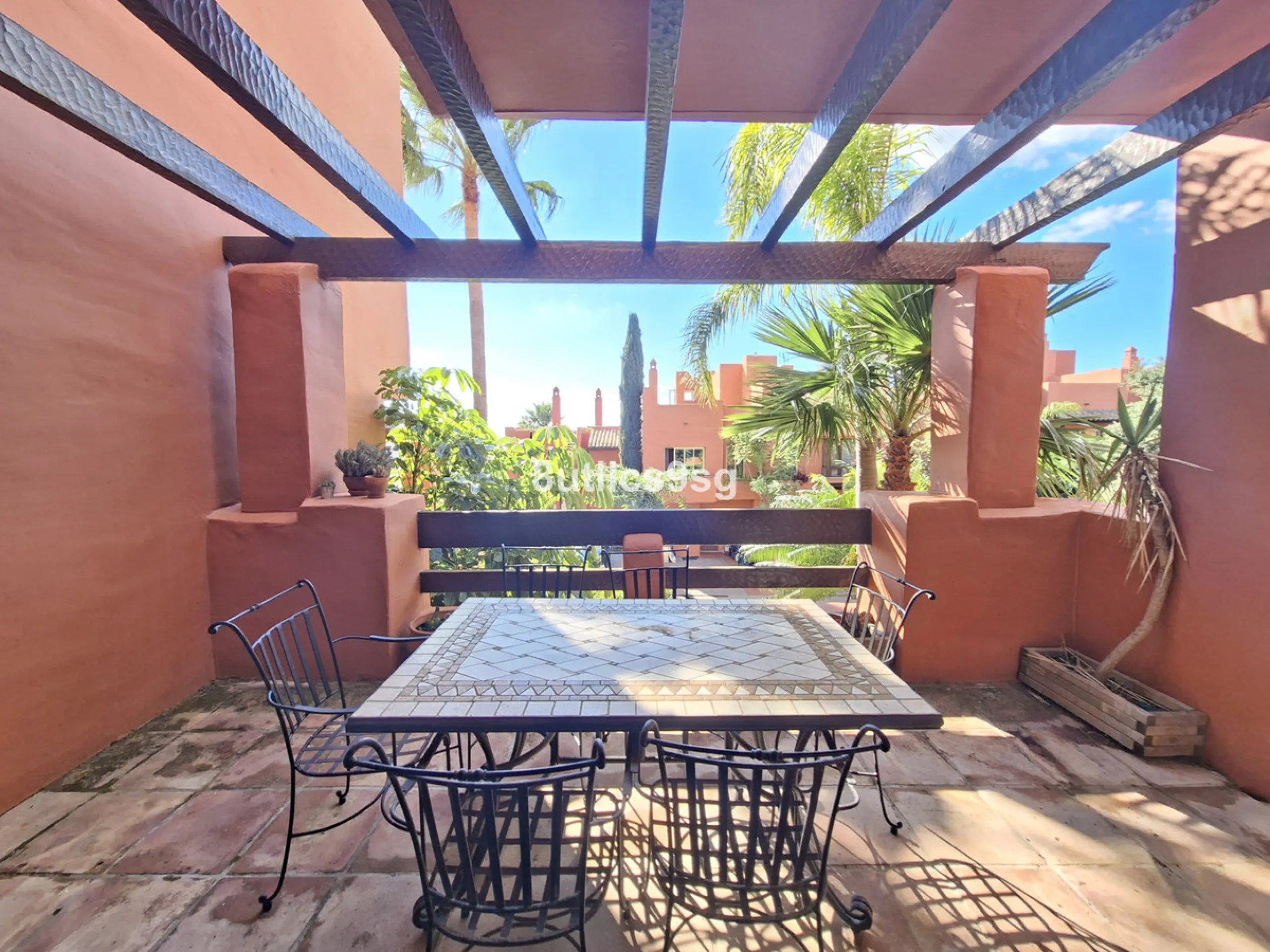 House - Townhouse в продаже в Manilva, Málaga. В доме 2 спален и 3 ванных комнат. Площадь дома 210 м²