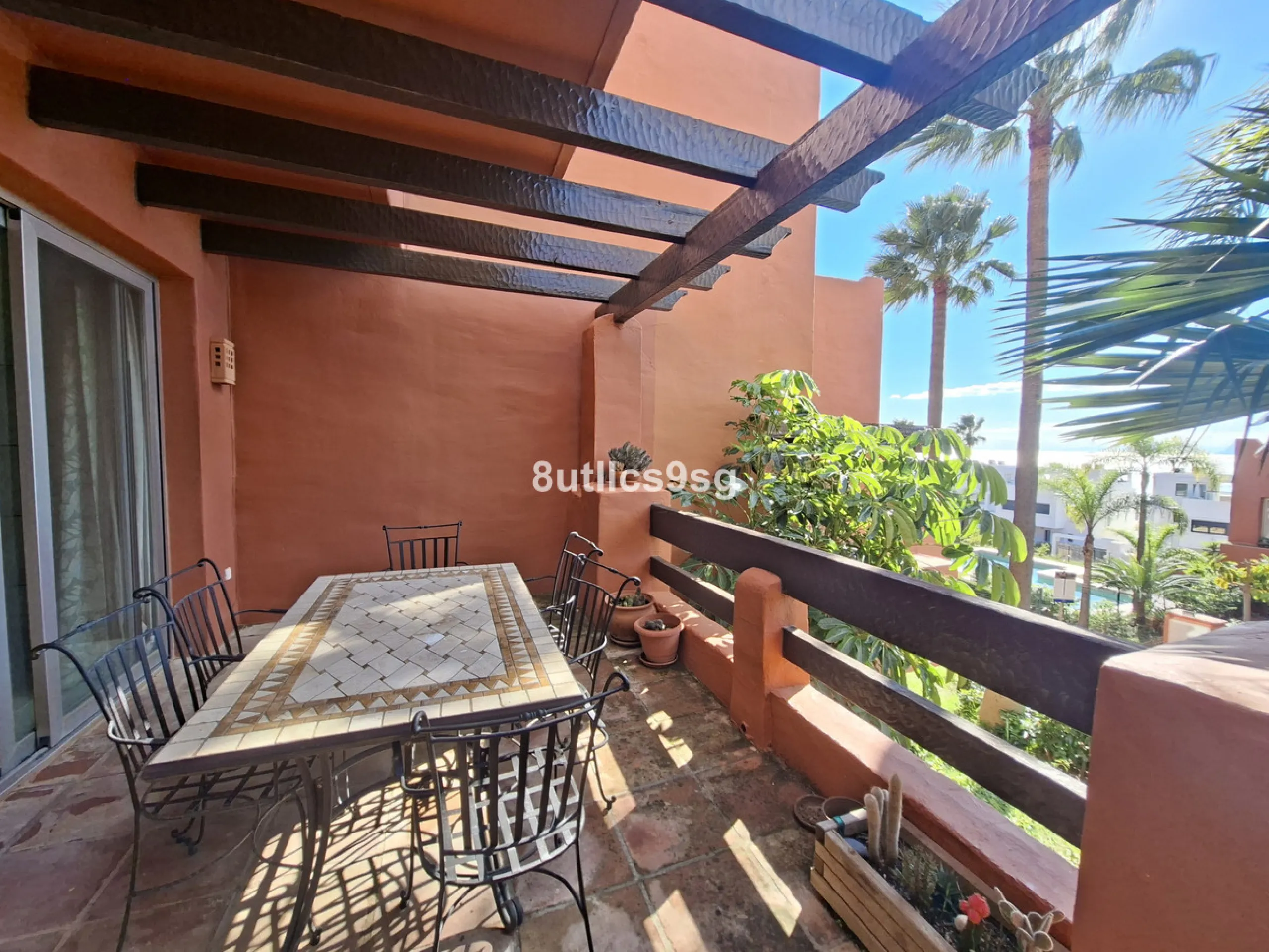 House - Townhouse в продаже в Manilva, Málaga. В доме 2 спален и 3 ванных комнат. Площадь дома 210 м²