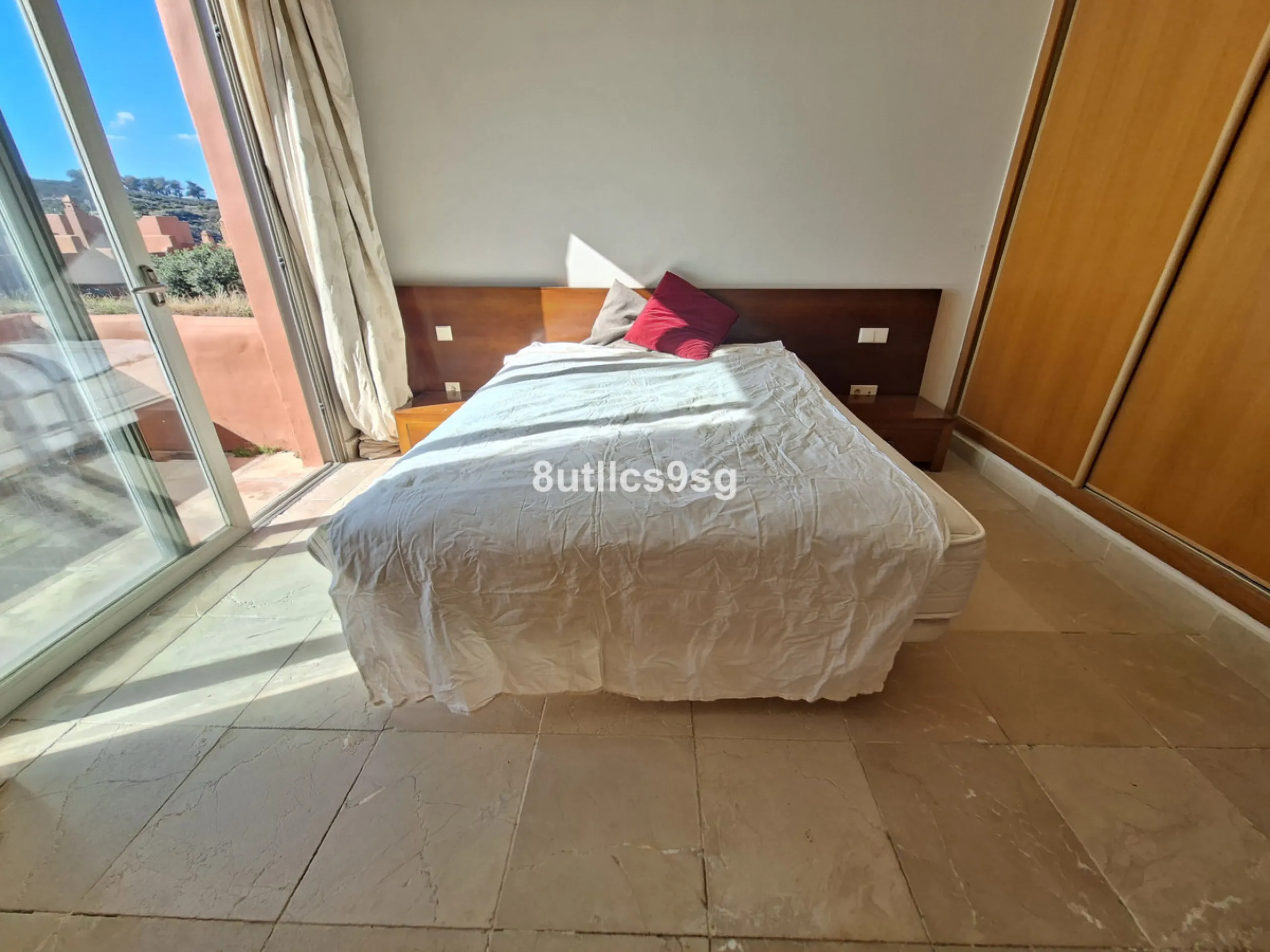 House - Townhouse в продаже в Manilva, Málaga. В доме 2 спален и 3 ванных комнат. Площадь дома 210 м²