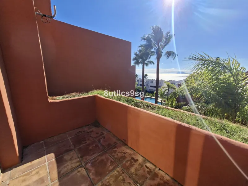House - Townhouse в продаже в Manilva, Málaga. В доме 2 спален и 3 ванных комнат. Площадь дома 210 м²