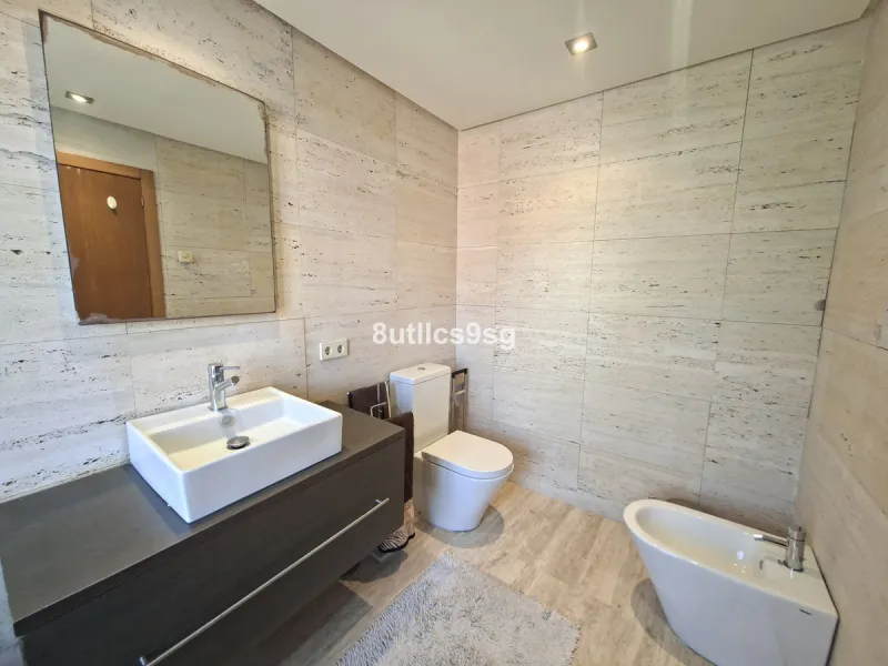 House - Townhouse в продаже в Manilva, Málaga. В доме 2 спален и 3 ванных комнат. Площадь дома 210 м²