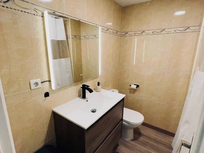 Bright 2-Bedroom Apartment with Terrace, Garage & Storage – Huerta Nueva, Estepona