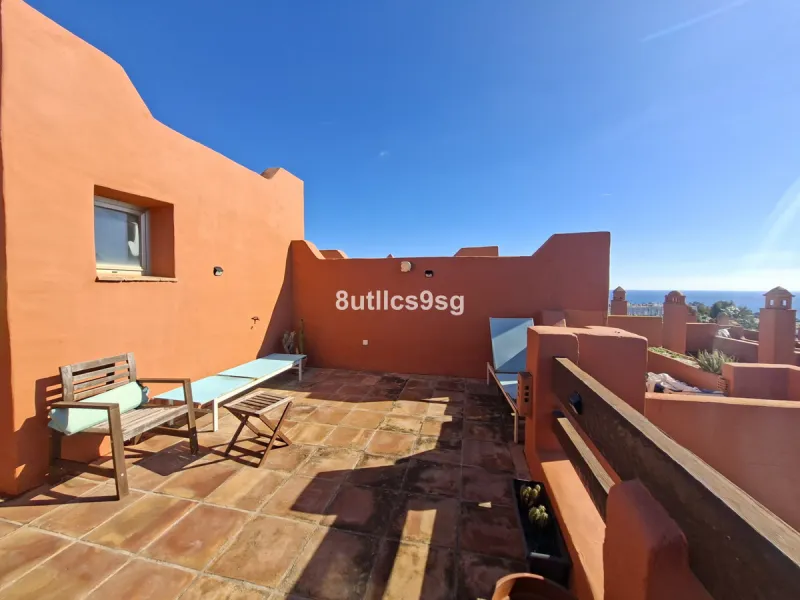 House - Townhouse в продаже в Manilva, Málaga. В доме 2 спален и 3 ванных комнат. Площадь дома 210 м²