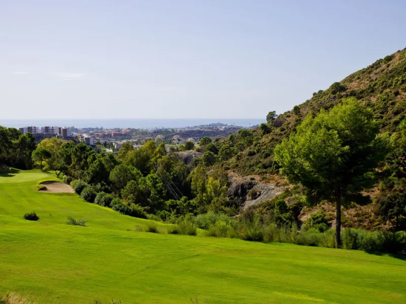 An opportunity to buy and build on one of the best FRONTLINE and last plots available in Los Arqueros Golf and Country Club.
