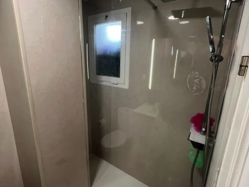 Bright 2-Bedroom Apartment with Terrace, Garage & Storage – Huerta Nueva, Estepona