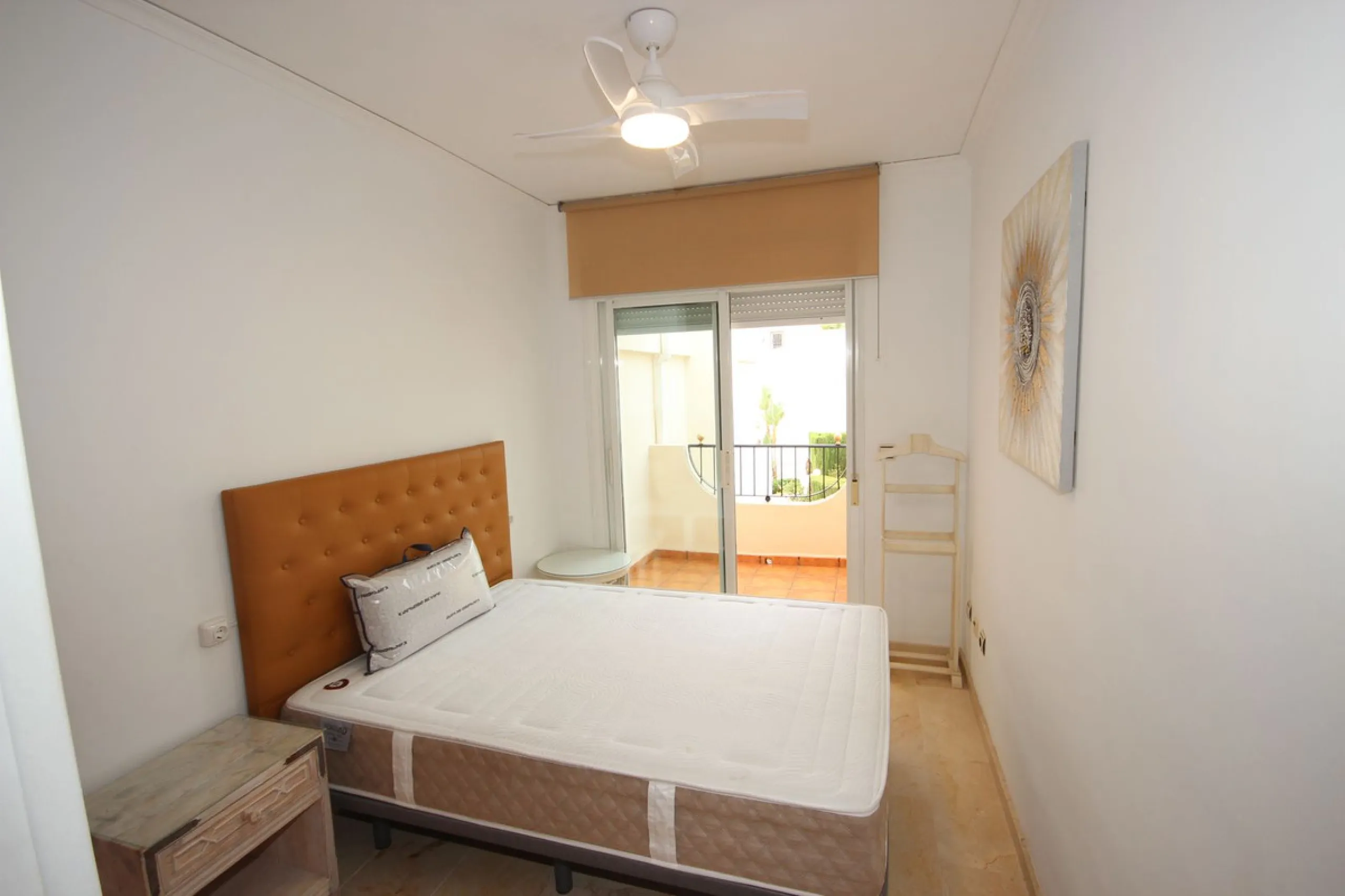 House - Townhouse в продаже в Marbella, Málaga. В доме 3 спален и 3 ванных комнат. Площадь дома 219 м²