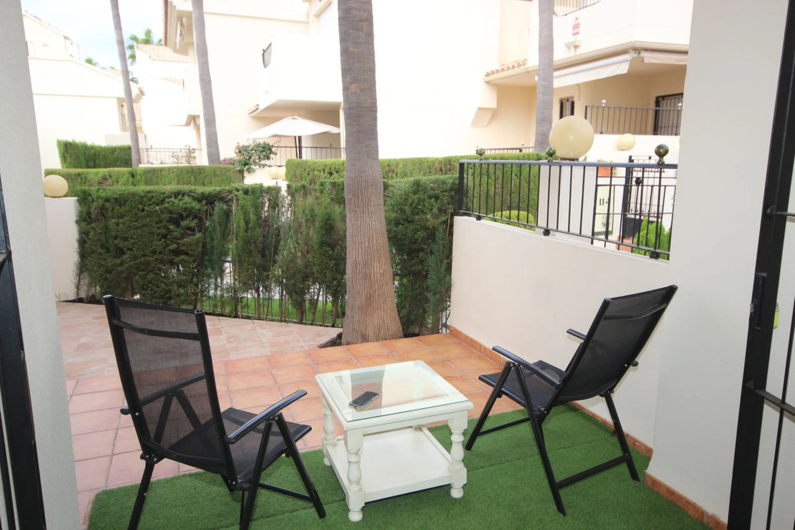 House - Townhouse в продаже в Marbella, Málaga. В доме 3 спален и 3 ванных комнат. Площадь дома 219 м²
