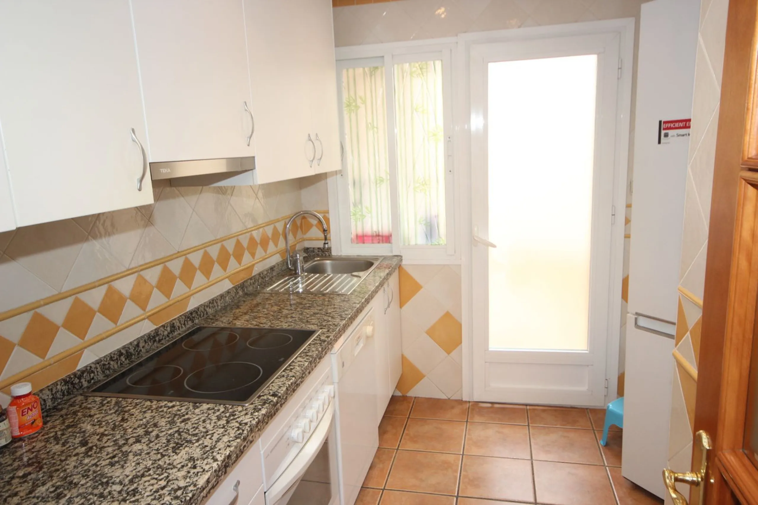 House - Townhouse в продаже в Marbella, Málaga. В доме 3 спален и 3 ванных комнат. Площадь дома 219 м²