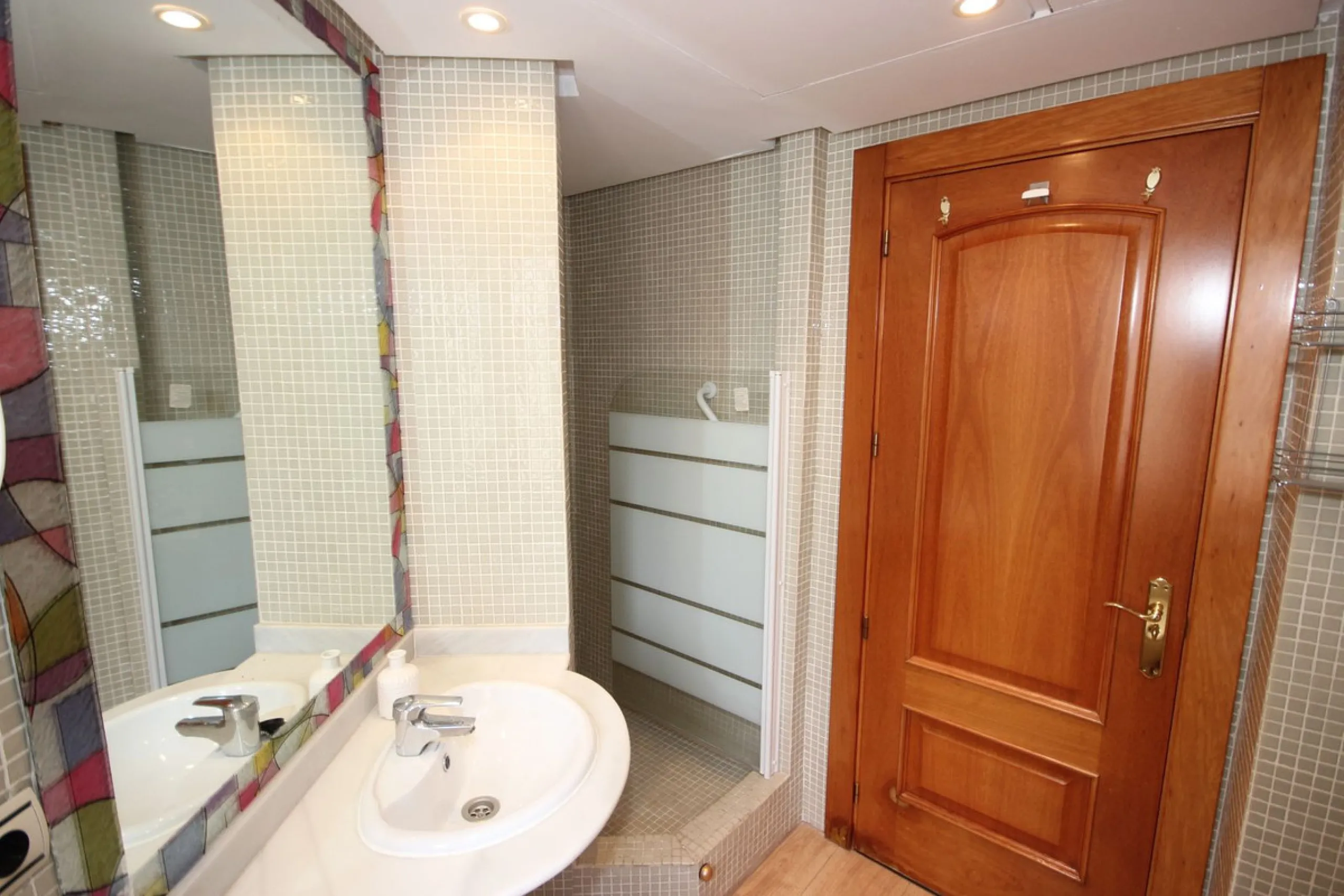 House - Townhouse в продаже в Marbella, Málaga. В доме 3 спален и 3 ванных комнат. Площадь дома 219 м²