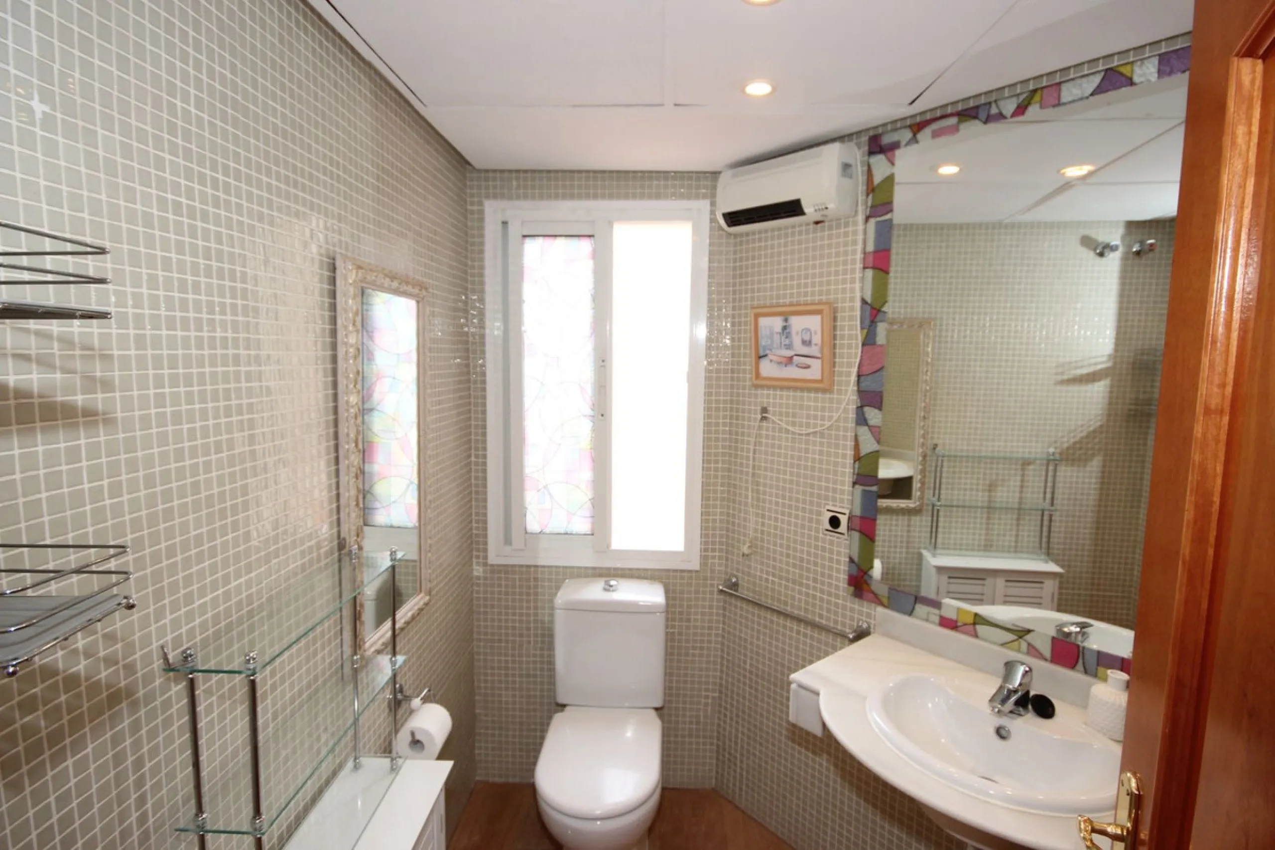 House - Townhouse в продаже в Marbella, Málaga. В доме 3 спален и 3 ванных комнат. Площадь дома 219 м²