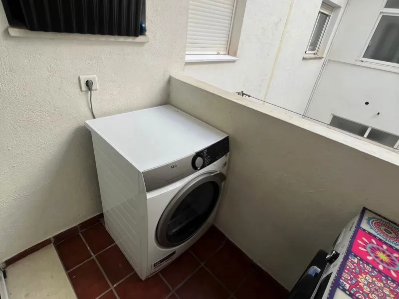 Bright 2-Bedroom Apartment with Terrace, Garage & Storage – Huerta Nueva, Estepona