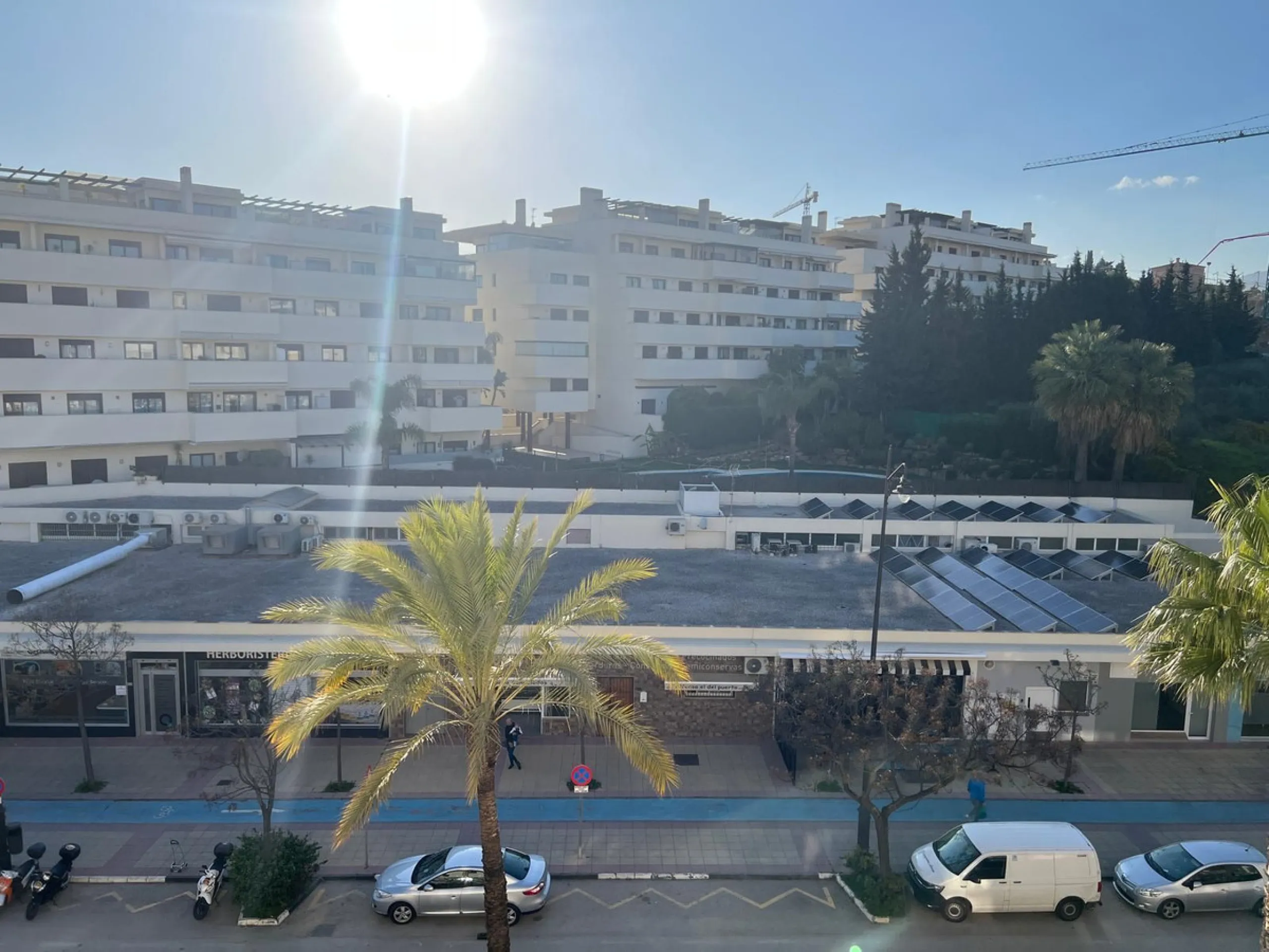 Bright 2-Bedroom Apartment with Terrace, Garage & Storage – Huerta Nueva, Estepona