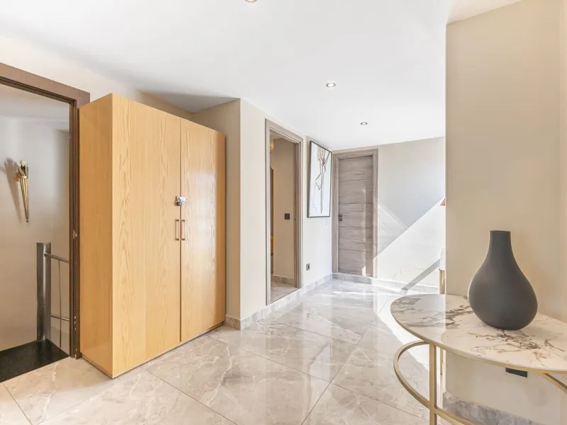 Luxury Duplex Penthouse in the Heart of Puerto Banús