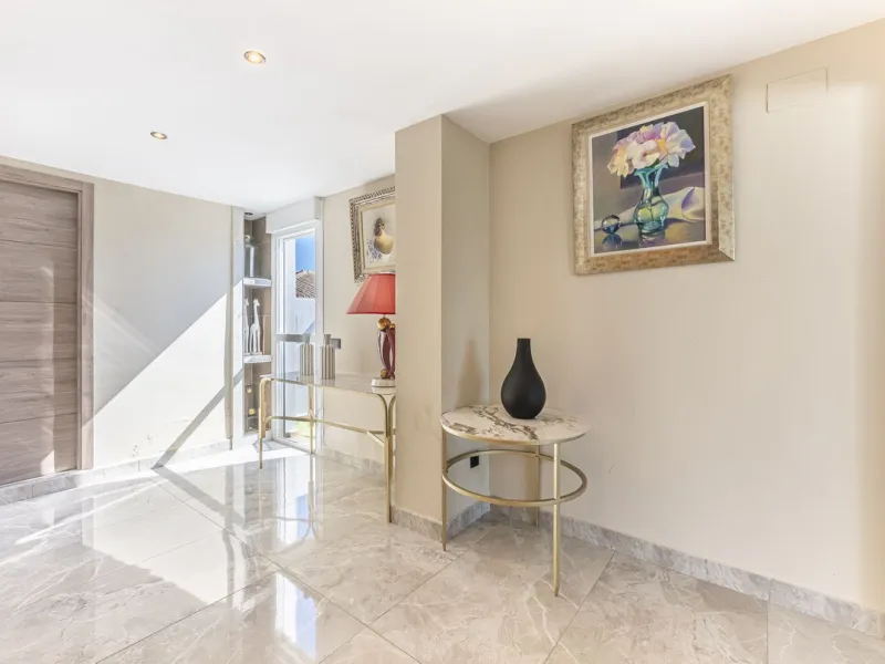 Luxury Duplex Penthouse in the Heart of Puerto Banús