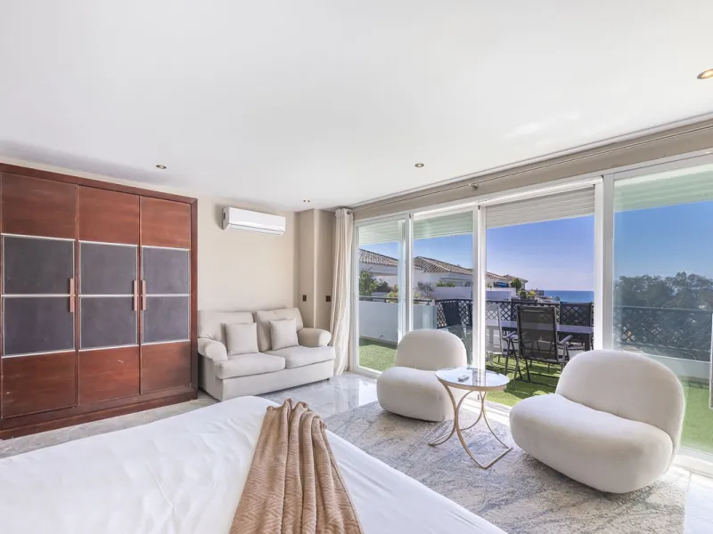 Luxury Duplex Penthouse in the Heart of Puerto Banús