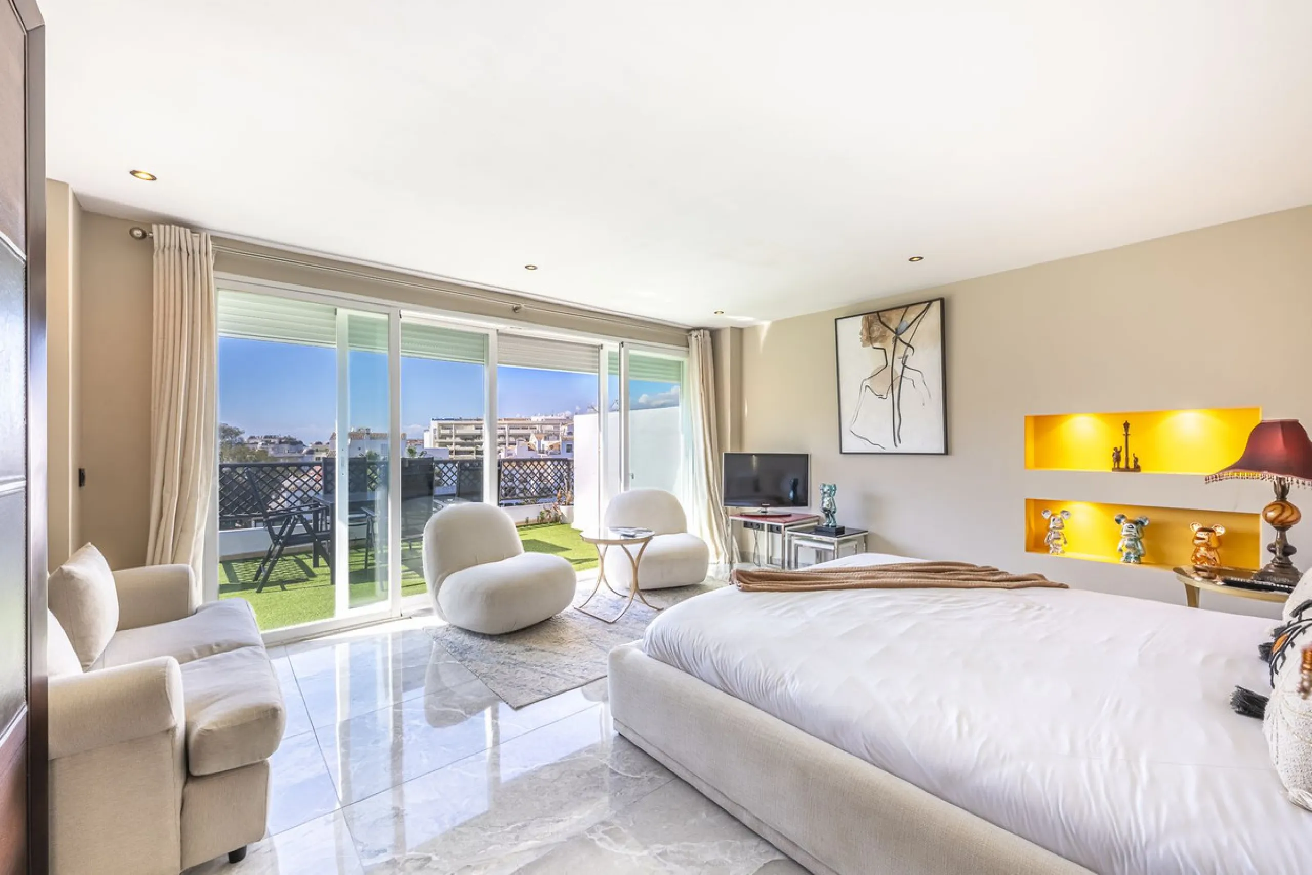 Luxury Duplex Penthouse in the Heart of Puerto Banús