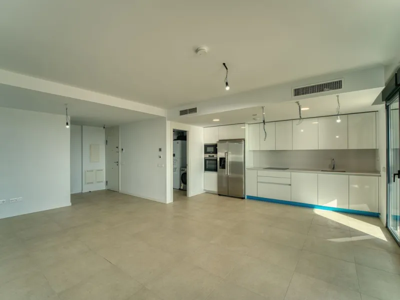 3-bedroom apartment with sea views in Torremolinos — Habitat Alborán Siroco