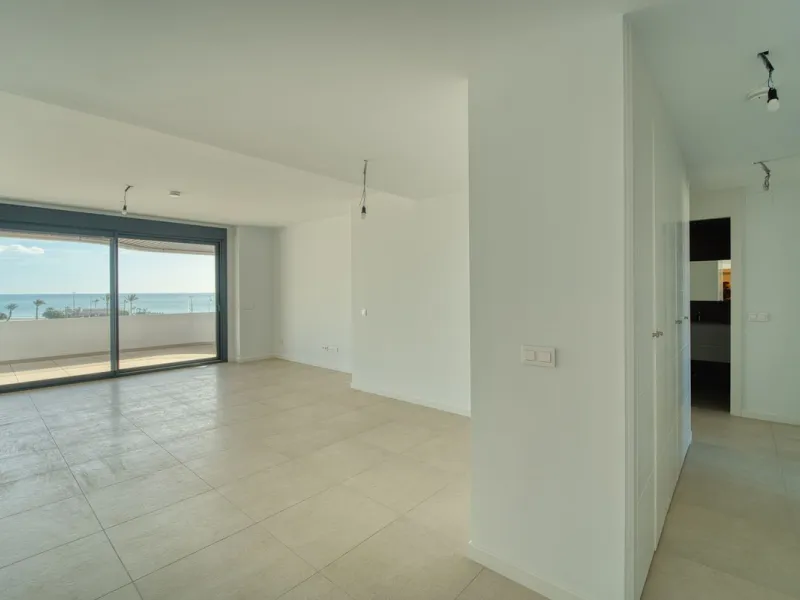 3-bedroom apartment with sea views in Torremolinos — Habitat Alborán Siroco