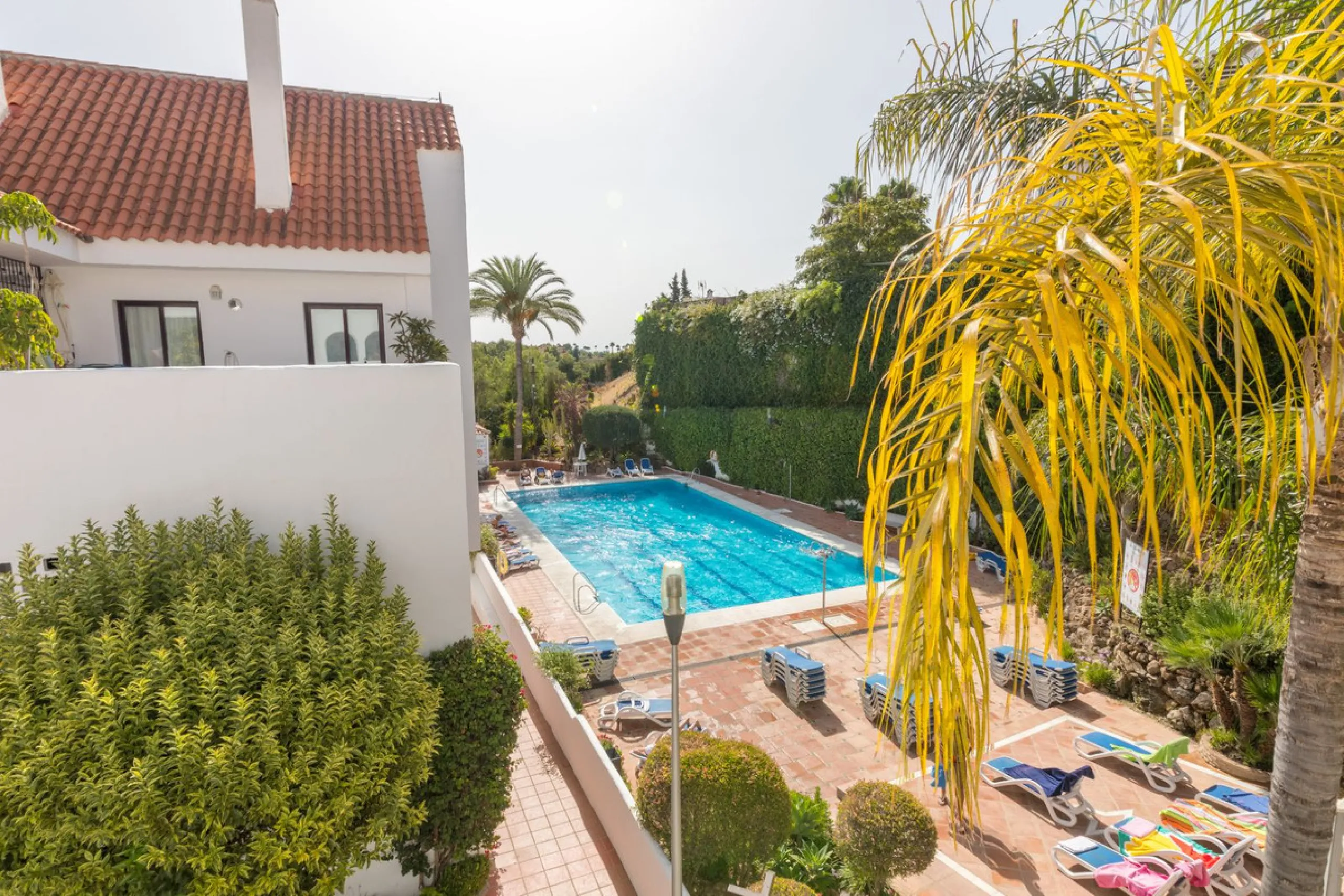Apartment - Middle Floor Apartment в продаже в Marbella, Málaga. В доме 2 спален и 2 ванных комнат. Площадь дома 110 м²