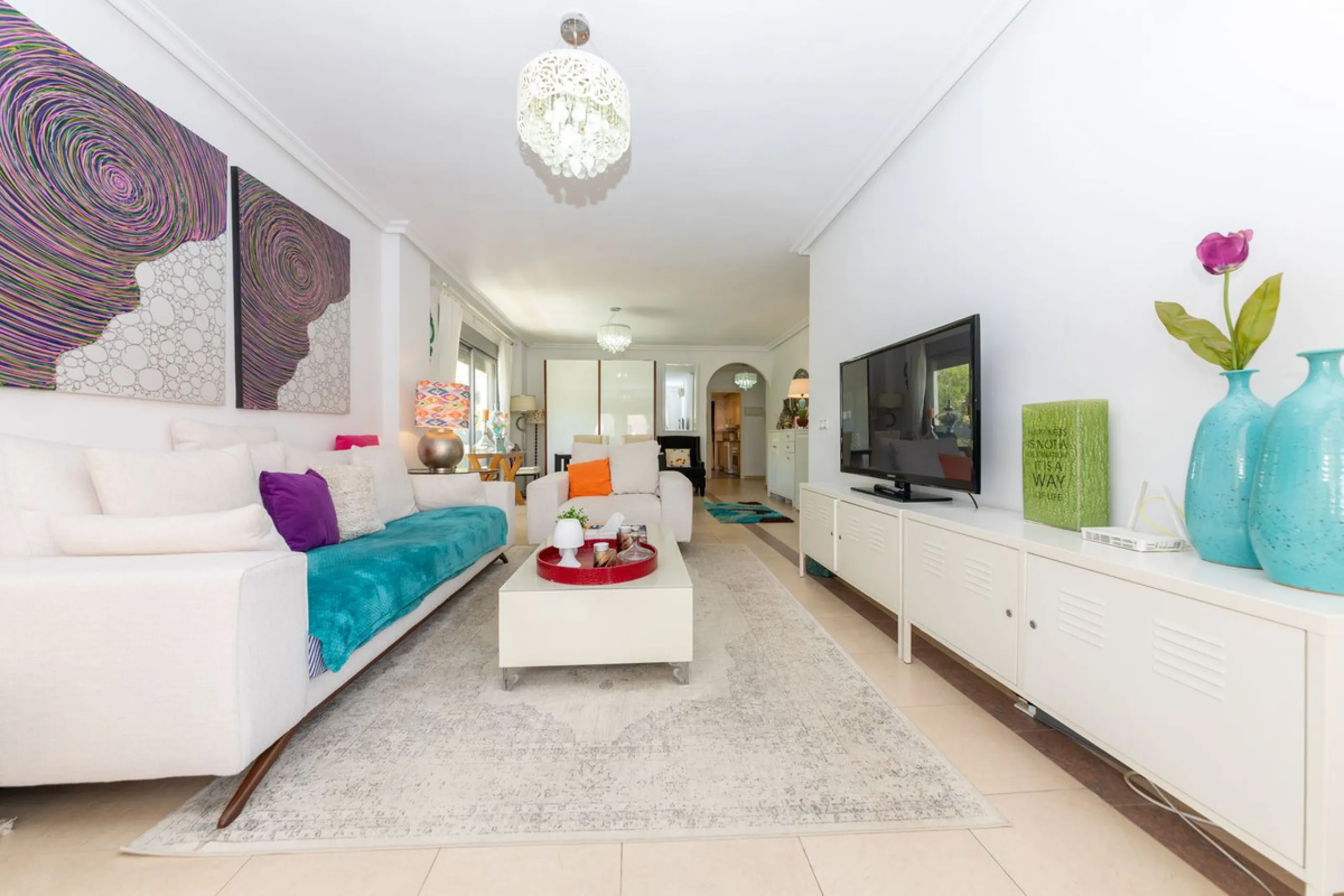 Apartment - Middle Floor Apartment в продаже в Marbella, Málaga. В доме 2 спален и 2 ванных комнат. Площадь дома 110 м²