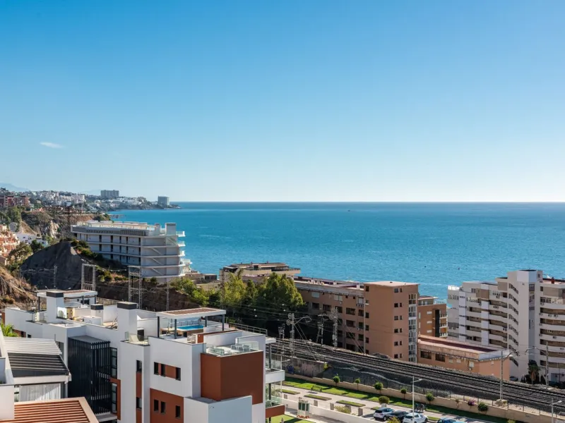Apartment - Penthouse Duplex в продаже в Fuengirola, Málaga. В доме 2 спален и 2 ванных комнат. Площадь дома 107 м²