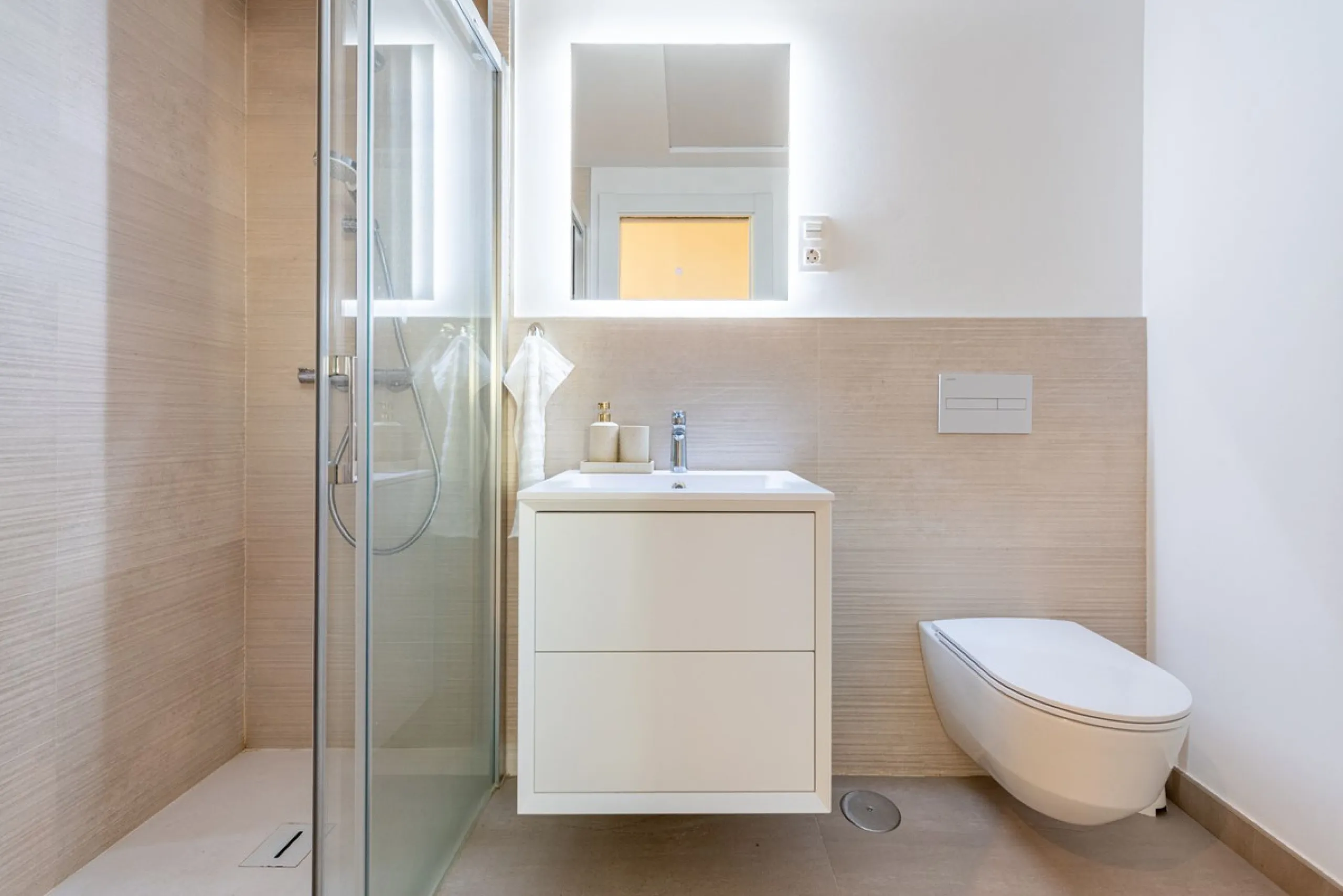 Apartment - Penthouse Duplex в продаже в Fuengirola, Málaga. В доме 2 спален и 2 ванных комнат. Площадь дома 107 м²