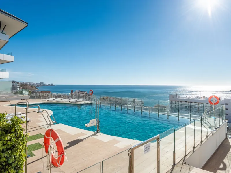 Apartment - Penthouse Duplex в продаже в Fuengirola, Málaga. В доме 2 спален и 2 ванных комнат. Площадь дома 107 м²