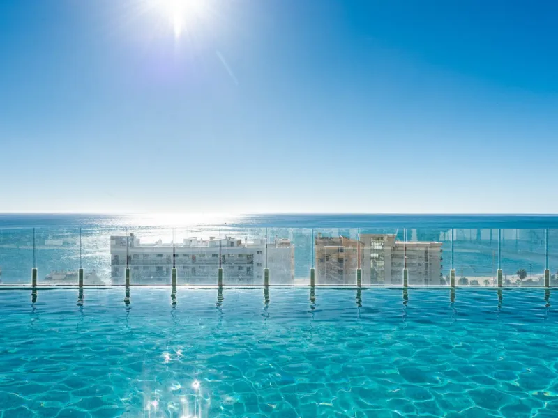 Apartment - Penthouse Duplex в продаже в Fuengirola, Málaga. В доме 2 спален и 2 ванных комнат. Площадь дома 107 м²