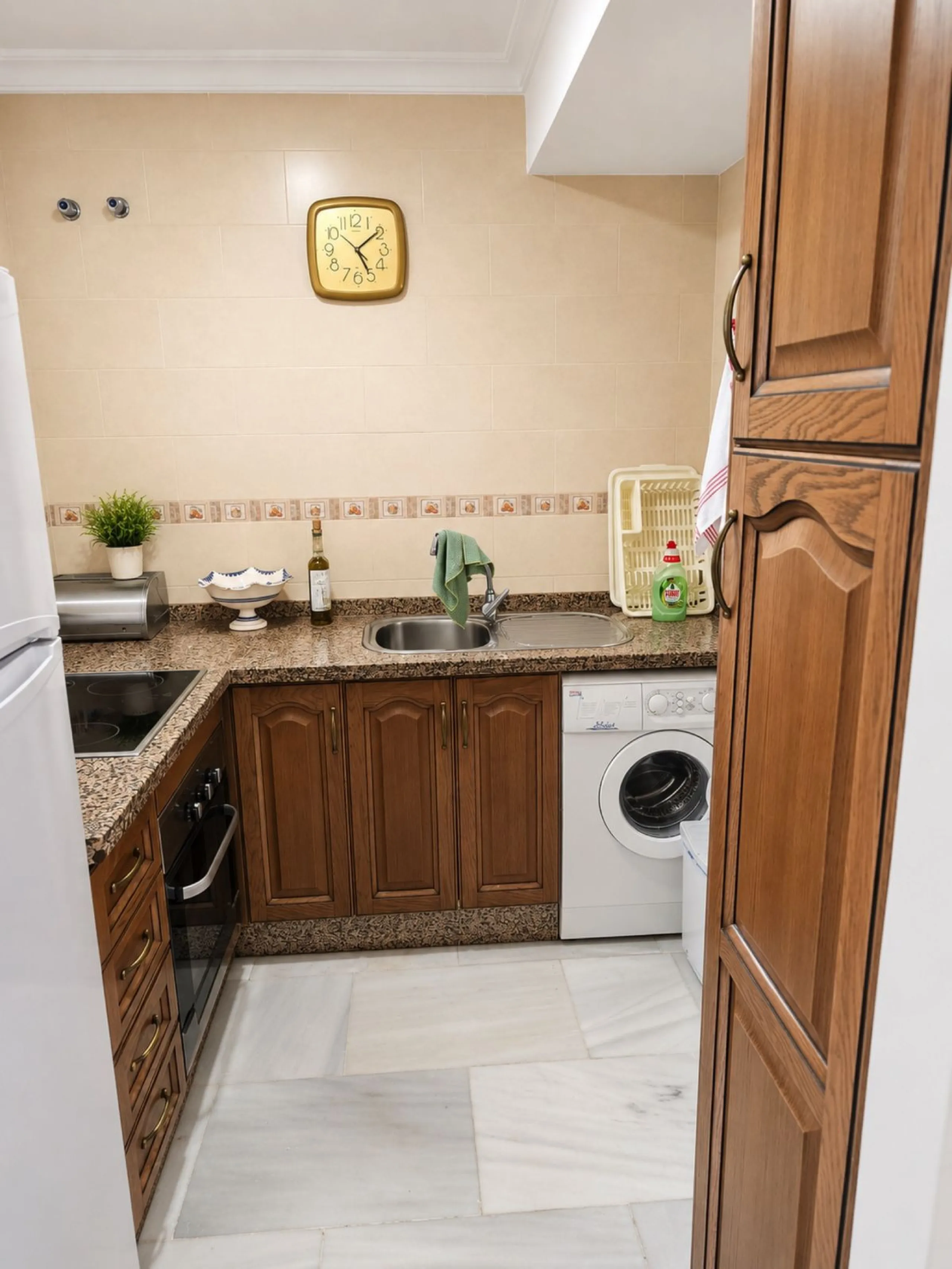 Charming Ground-Floor Apartment with Private Garden – Paraíso-Barronal, Estepona