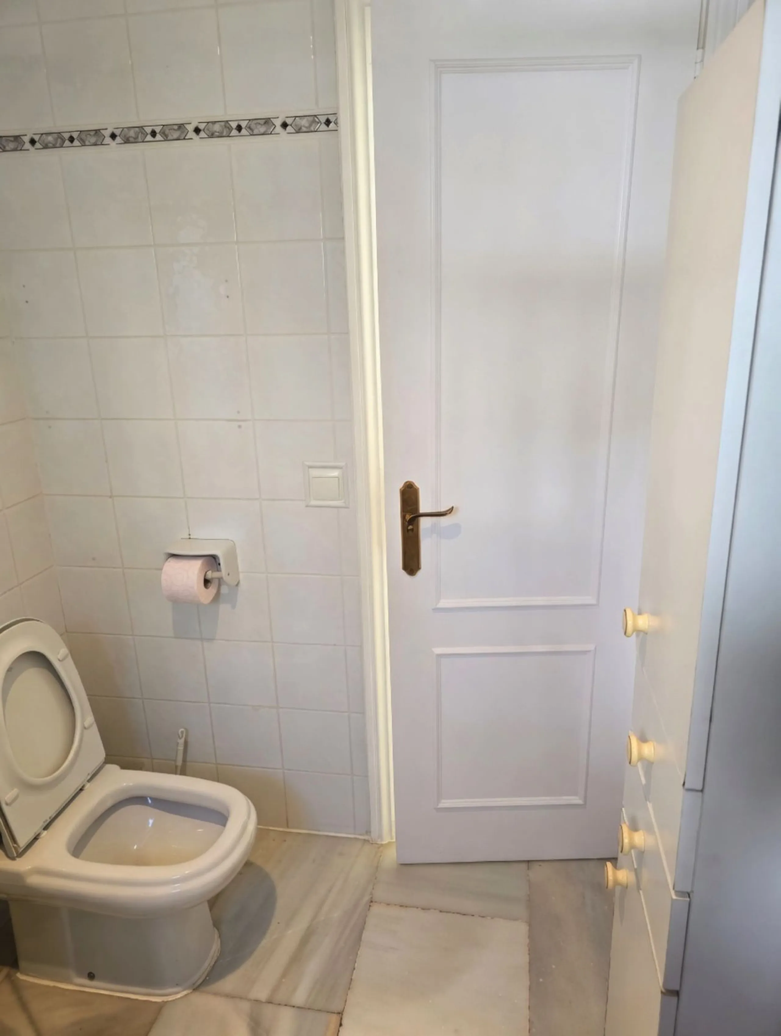 Charming Ground-Floor Apartment with Private Garden – Paraíso-Barronal, Estepona