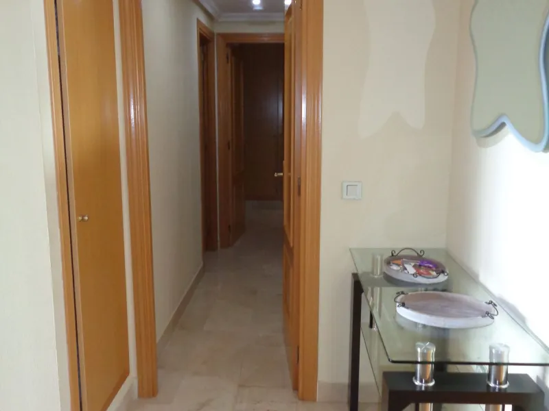 Fantastic opportunity to own a property in the luxurious Las Lomas del Conde Luque with its beautiful manicured gardens , huge outdoor pool, heated indoor pool, Sauna, Gymnasium and Jacuzzi. The property is south facing with a amazing 60m2 terrace with so