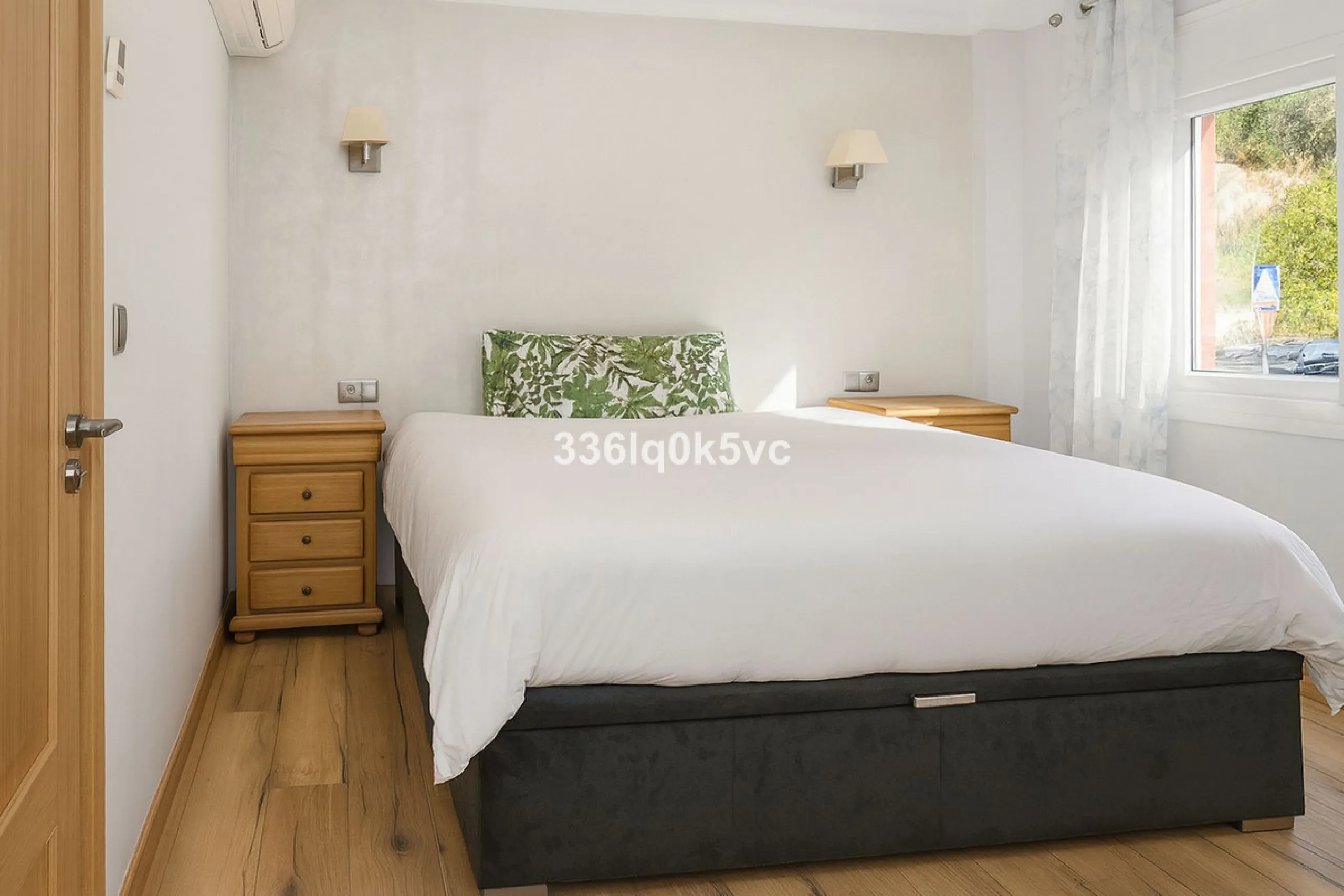Apartment - Middle Floor Apartment в продаже в Marbella, Málaga. В доме 2 спален и 1 ванных комнат. Площадь дома 90 м²