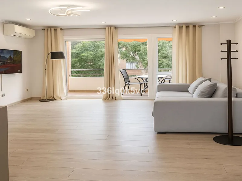 Apartment - Middle Floor Apartment в продаже в Marbella, Málaga. В доме 2 спален и 1 ванных комнат. Площадь дома 90 м²