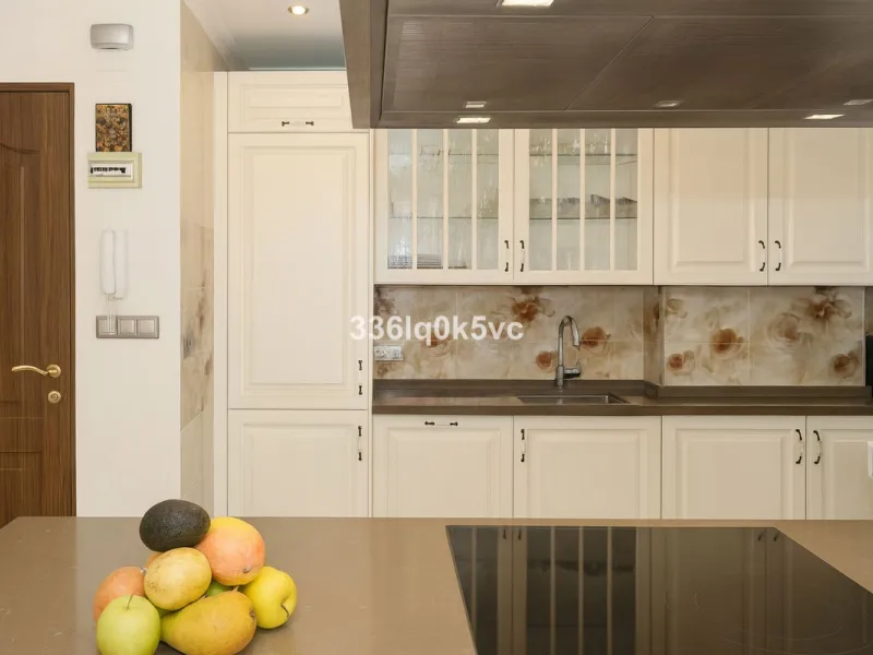 Apartment - Middle Floor Apartment в продаже в Marbella, Málaga. В доме 2 спален и 1 ванных комнат. Площадь дома 90 м²
