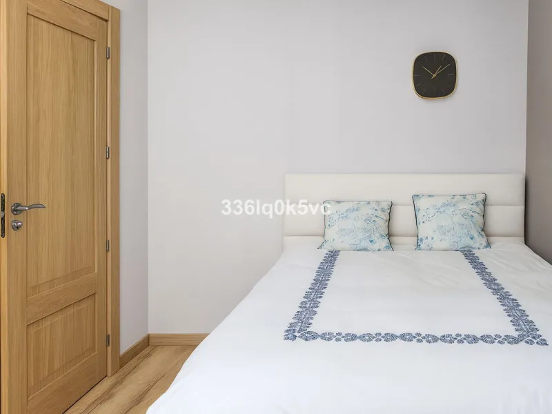 Apartment - Middle Floor Apartment в продаже в Marbella, Málaga. В доме 2 спален и 1 ванных комнат. Площадь дома 90 м²