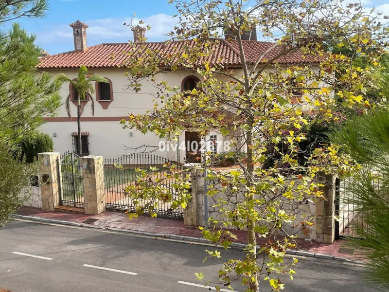 Discover Your Dream Villa for Sale in Benalmádena Costa