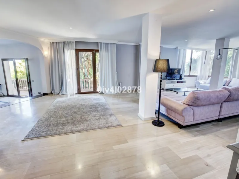 Discover Your Dream Villa for Sale in Benalmádena Costa